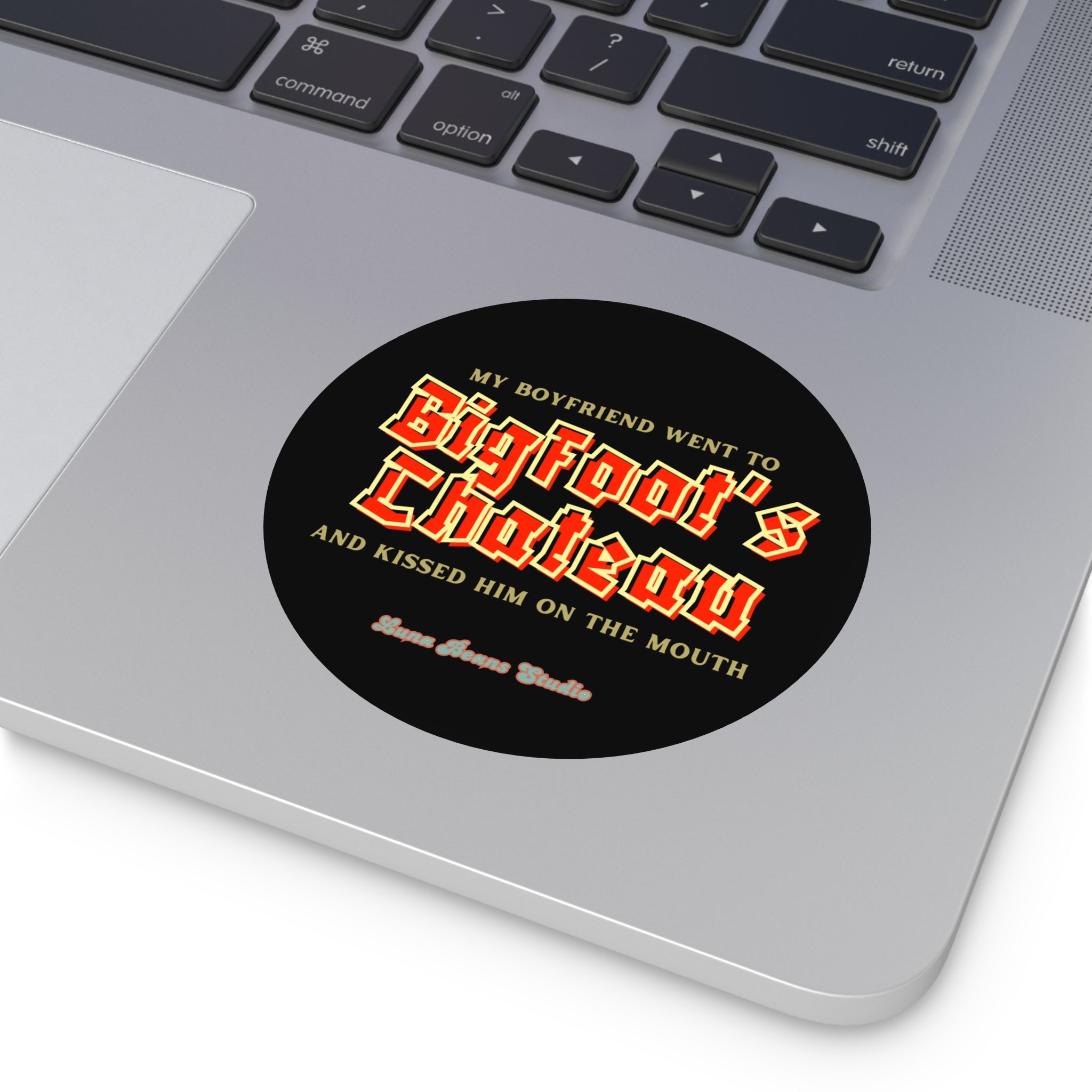 BigFoot's Chateau Round Vinyl Stickers